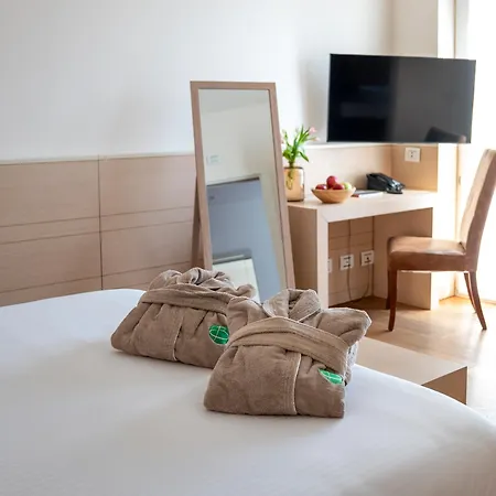 Hotel Bes Terme Di 4*